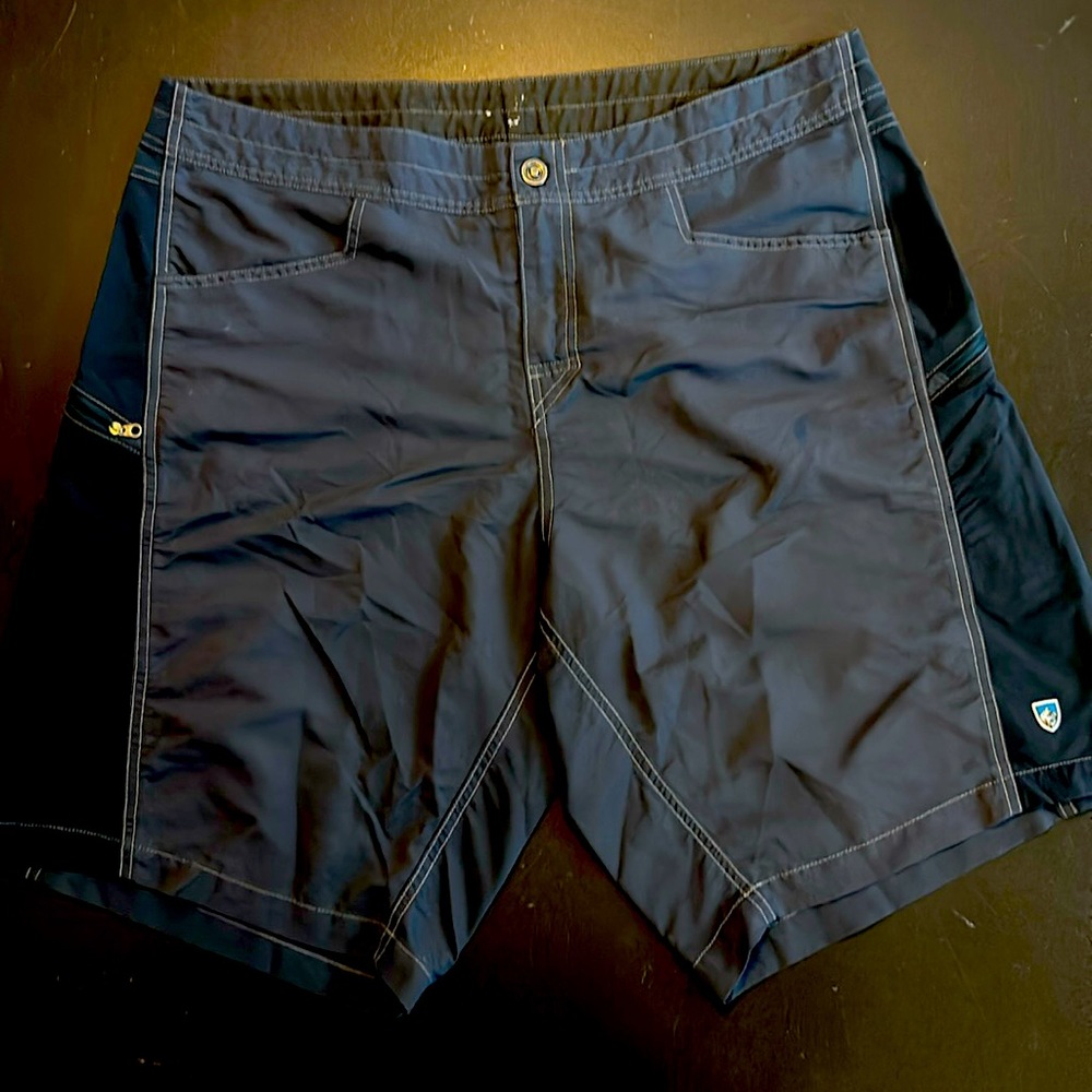 A pair of two tone cool cargo shorts in blue